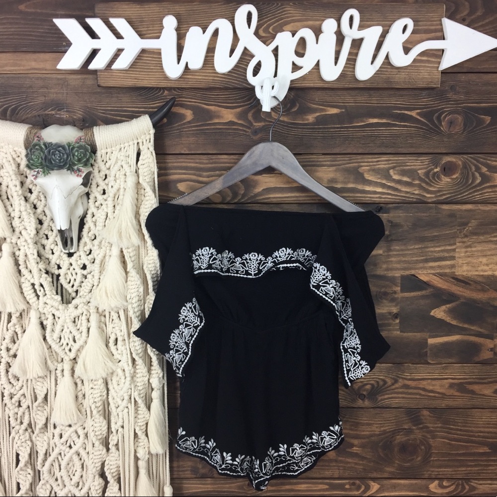 Me To We |‎ Boho Lace Off Shoulder Romper